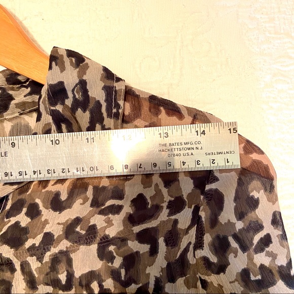 Leopard Print sheer button down blouse - Picture 6 of 6